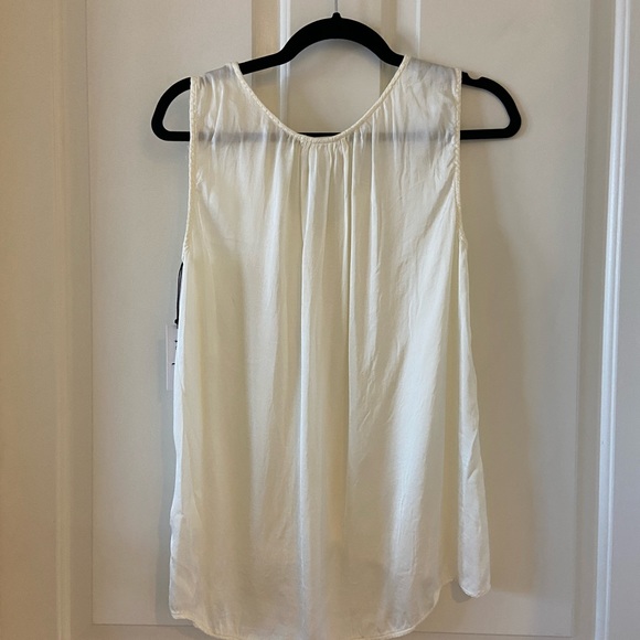 Velvet by Graham and Spencer Women’s Ivory Tank Top Size XS Ivory Cream NWT - Picture 3 of 5